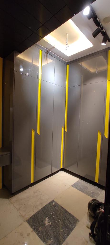 designer-wardrobes-in-noida-greater-noida-largest-dealers-and-manufacturers-in-noida-and-greater-noida-india